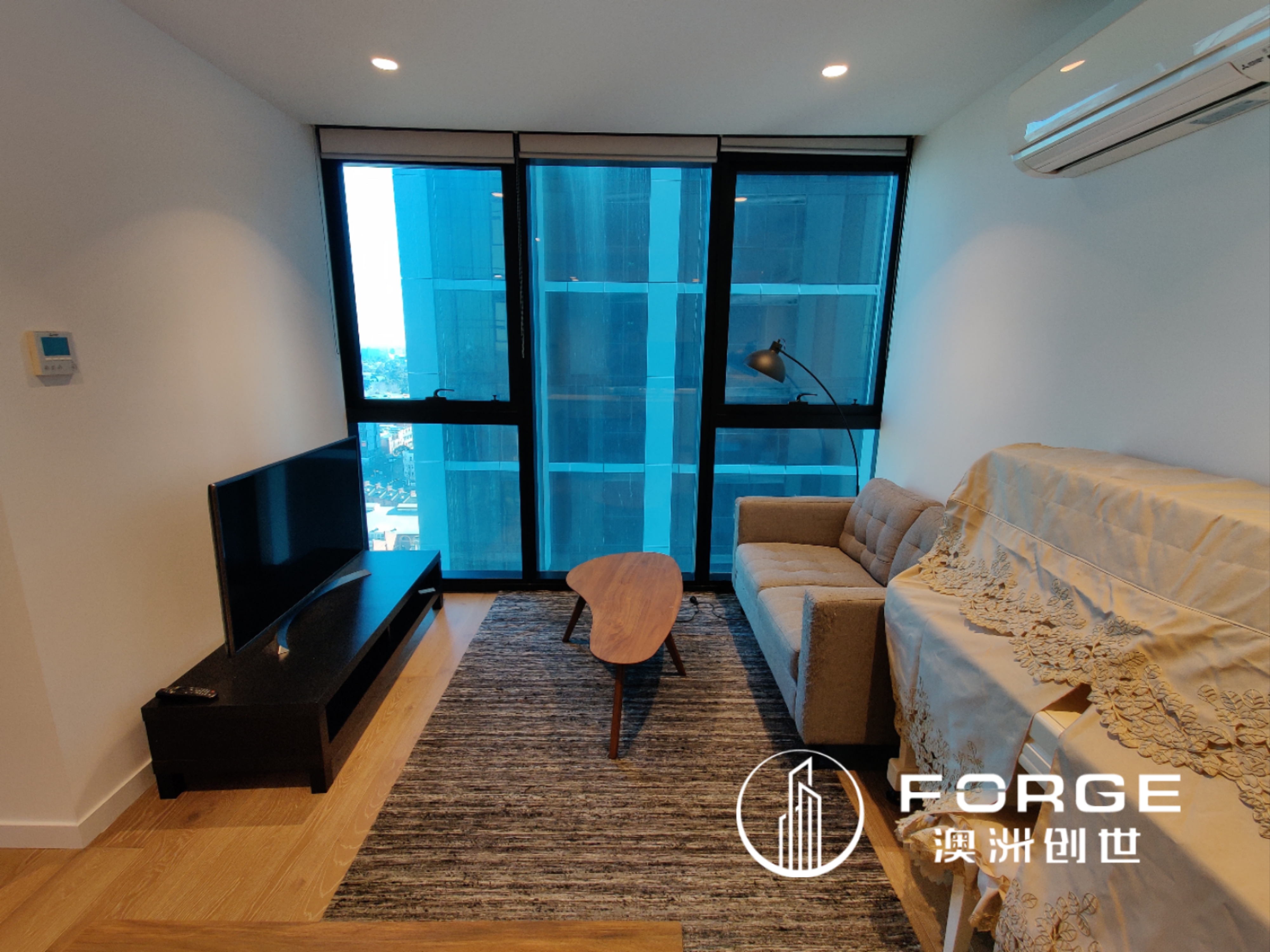 Central CBD Apartment 2 Bedrooms 2 Bathrooms, Fully Furnished Well Maintained. Available To Move In Now.