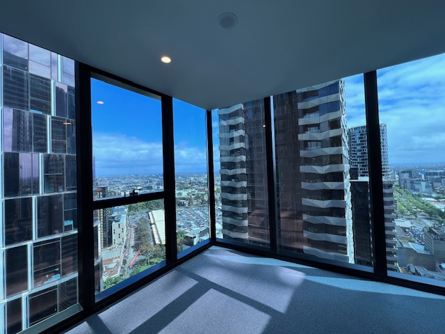 Brand New: 2 bed 1 bath, level 28, North West aspect